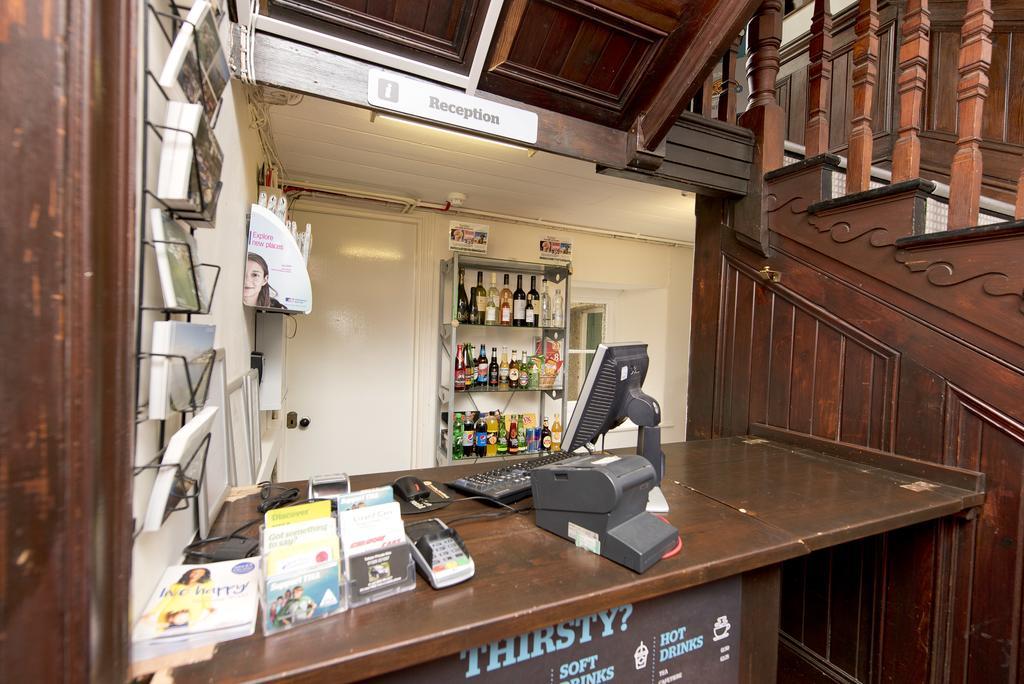 วายเอชเอ โคเวอร์แรค Hostel ภายนอก รูปภาพ