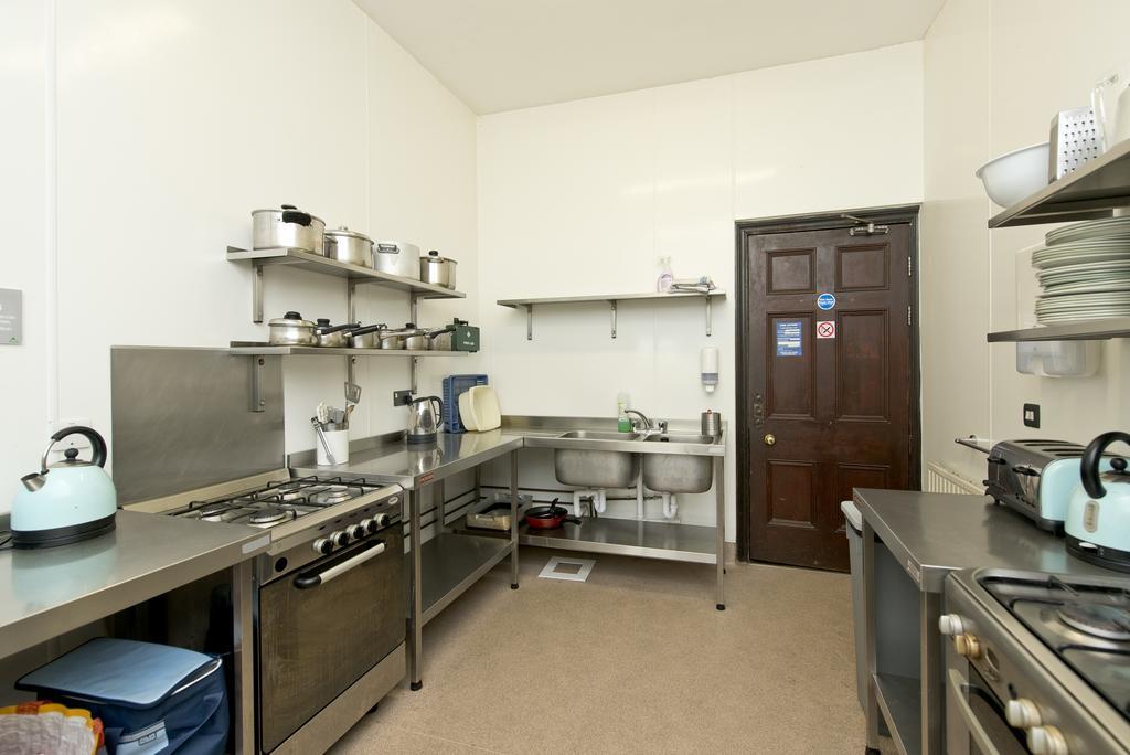 วายเอชเอ โคเวอร์แรค Hostel ภายนอก รูปภาพ