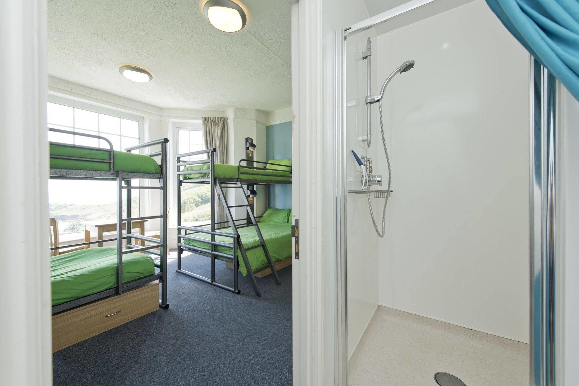 วายเอชเอ โคเวอร์แรค Hostel ภายนอก รูปภาพ