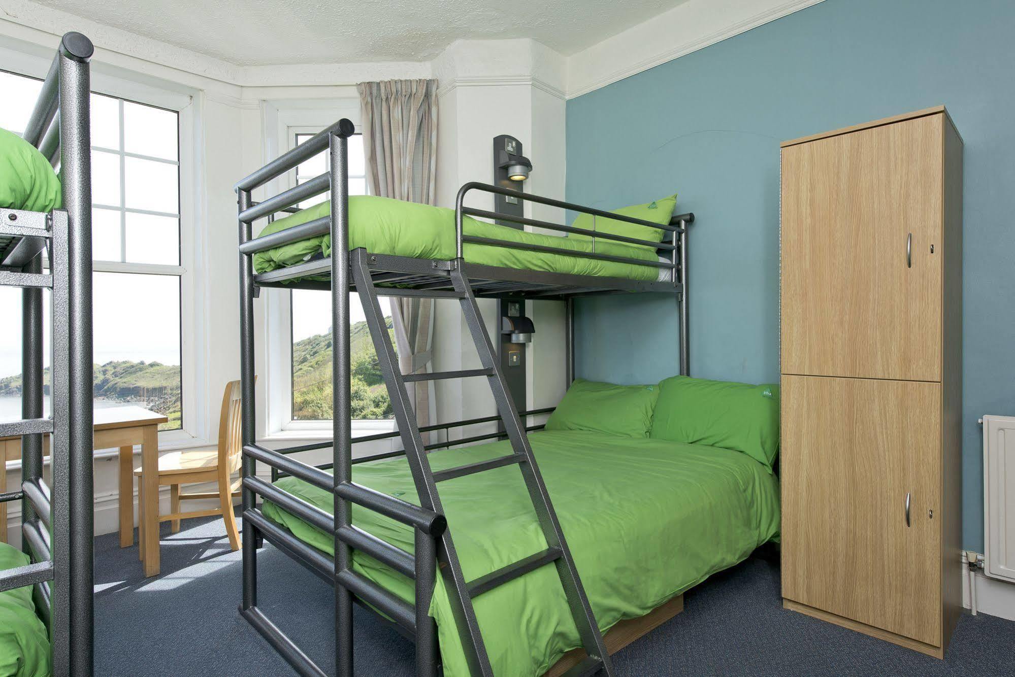 วายเอชเอ โคเวอร์แรค Hostel ภายนอก รูปภาพ